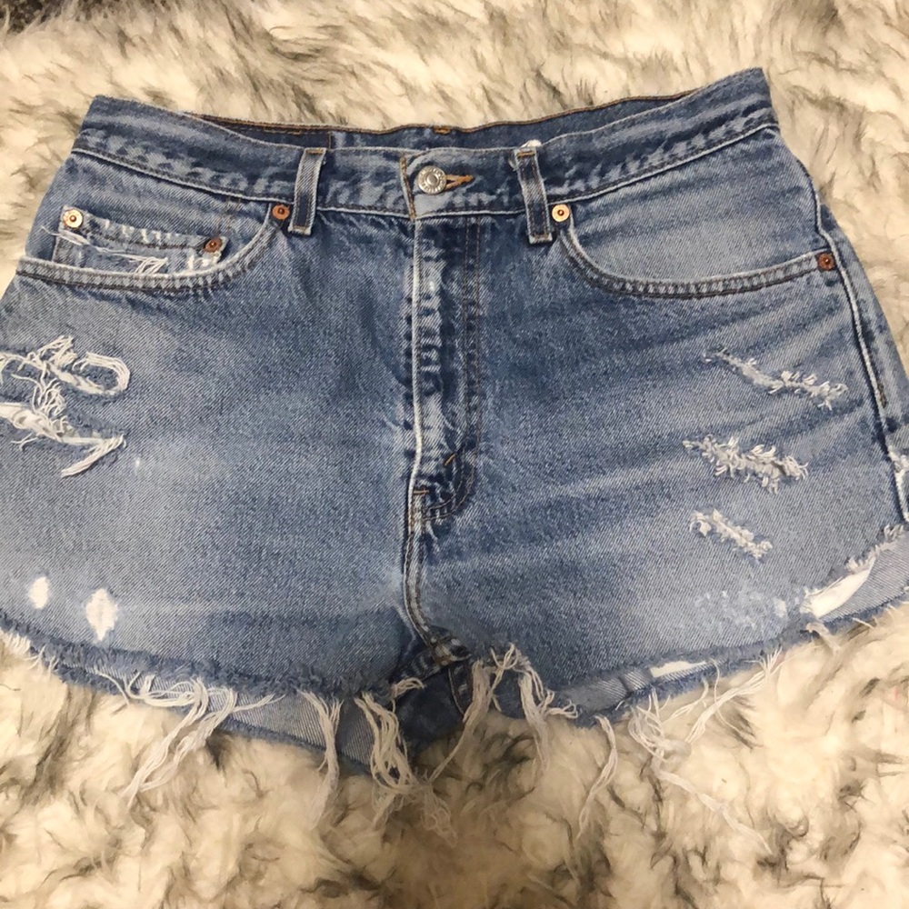 Distressed Levi Jeans